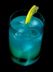 Blue Hawaiian Cocktail Blue Hawaiian Cocktail
