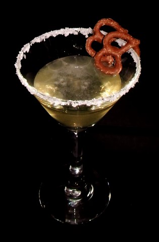 Chocolate-Covered Pretzel Cocktail